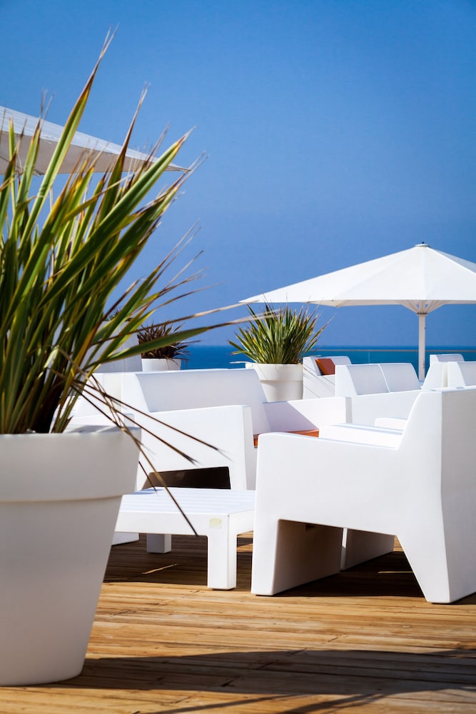 Le Grand Hotel de la Plage 46/49