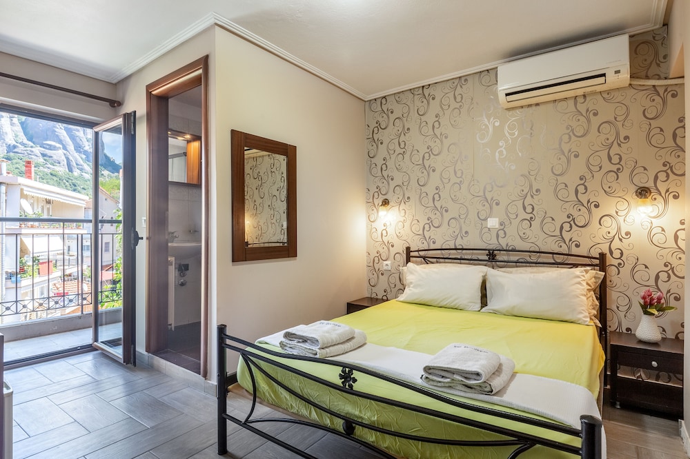 Toti Boutique Rooms 23/55