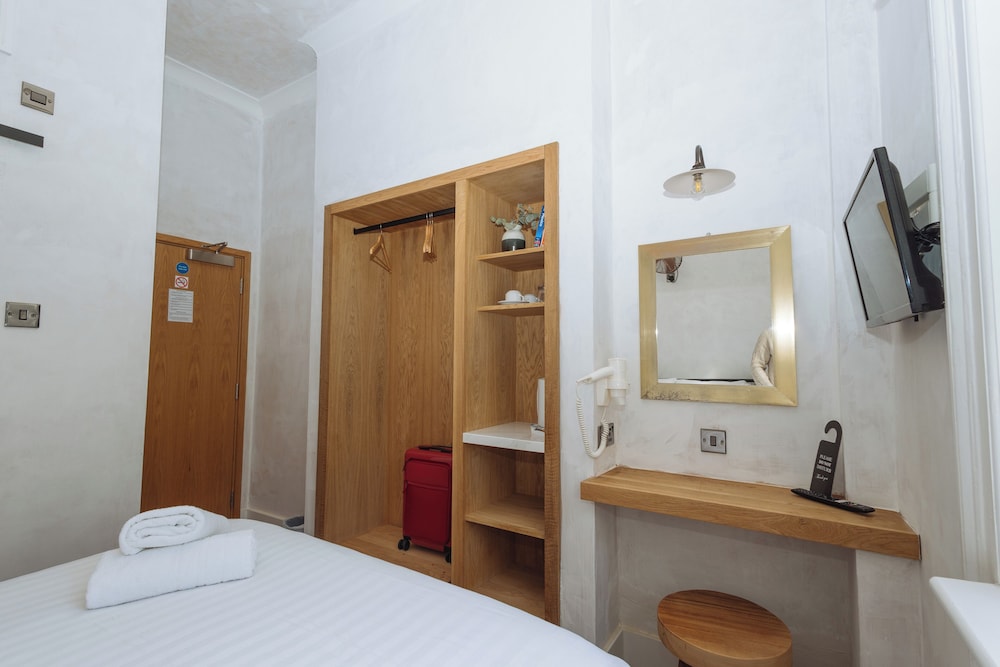 Oasis, Deluxe, Double Bed, Garden View، Central Hotel 6/8