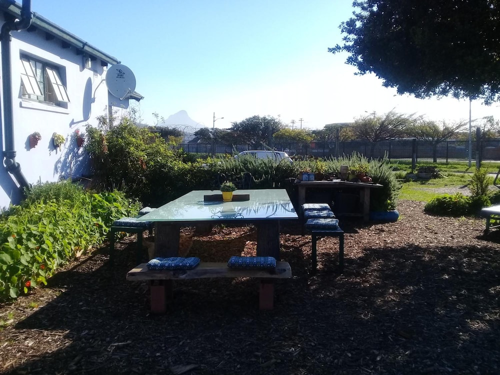 Lighthouse Farm Backpackers Lodge 42/42