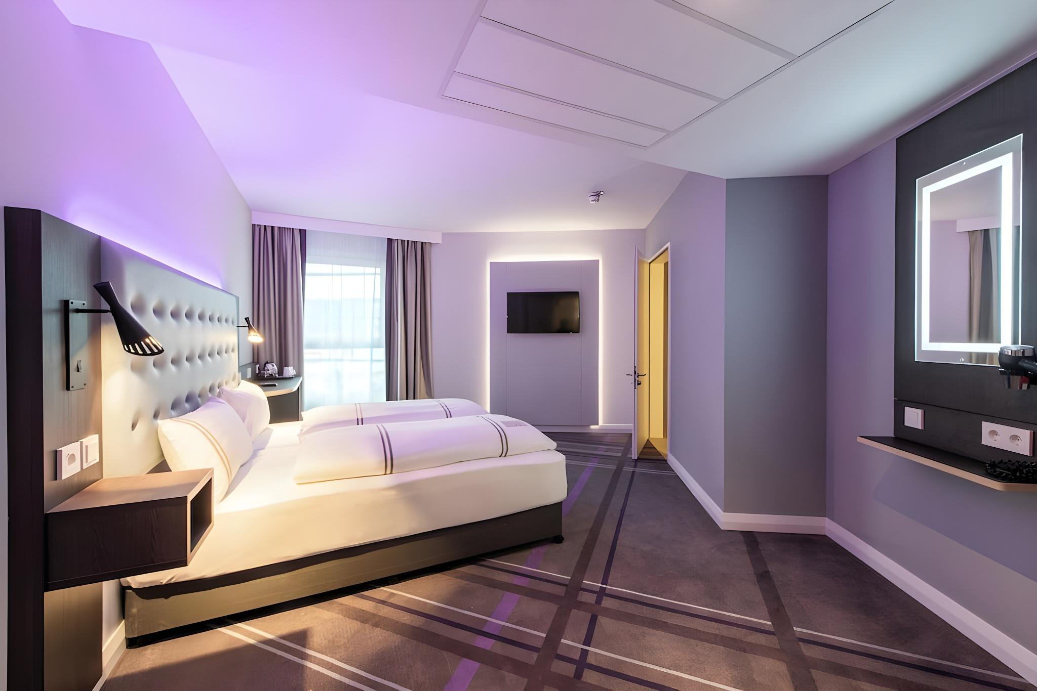 Wet, Double Bed, Accessible