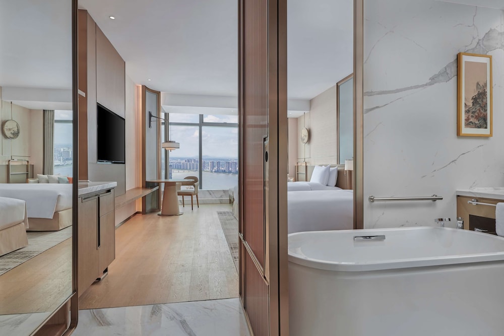 Hilton Changsha Riverside 25/76