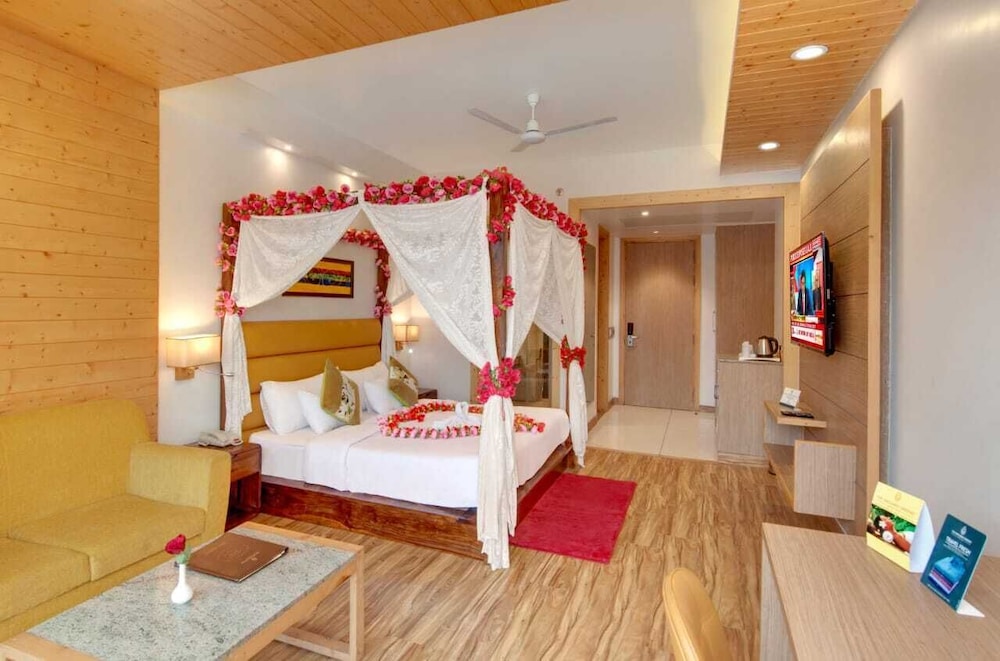 The Orchard Greens Resort 15/48