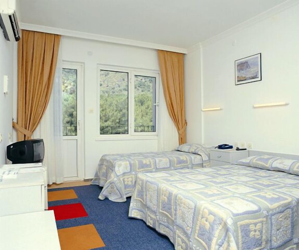 Pineta Club Hotel 18/50