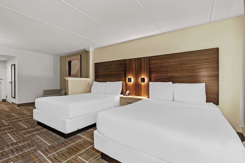 Suite, 2 Queen Beds