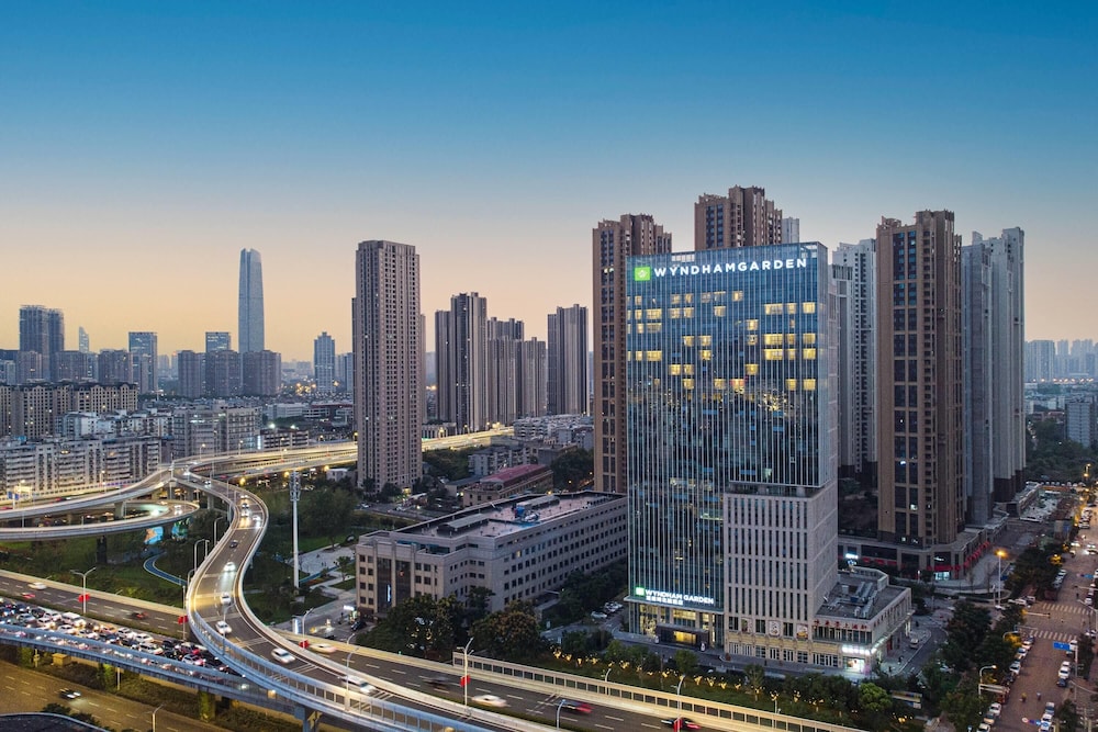 Wyndham Garden Wuhan Hankou 1/28