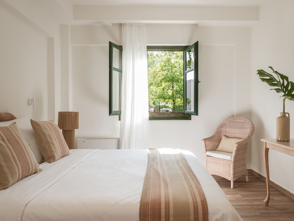 Connecting, Family, Double and Twin Beds, Terrace