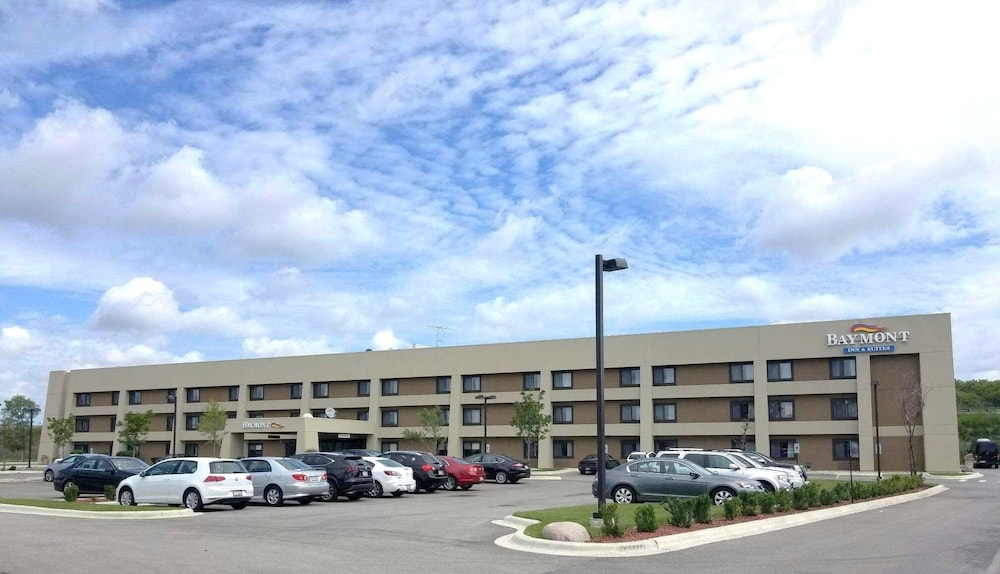 Baymont by Wyndham Glenview 31/32