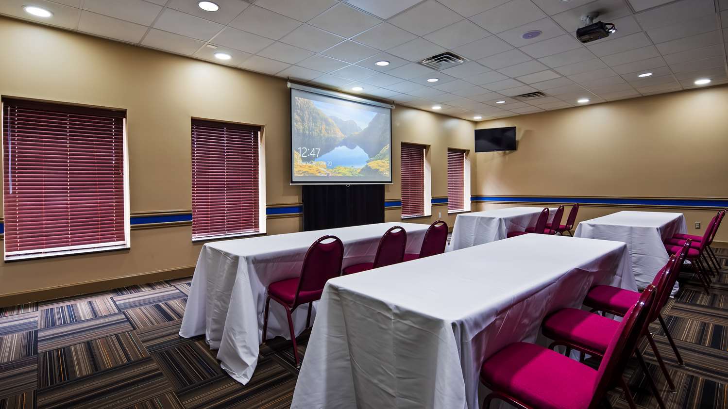 SureStay Hotel by Best Western Bardstown General Nelson 11/18