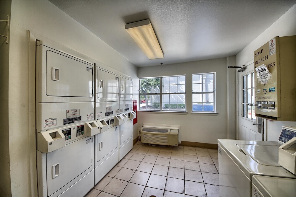 Studio 6 Extended Stay - San Antonio, TX - Medical Center 38/60