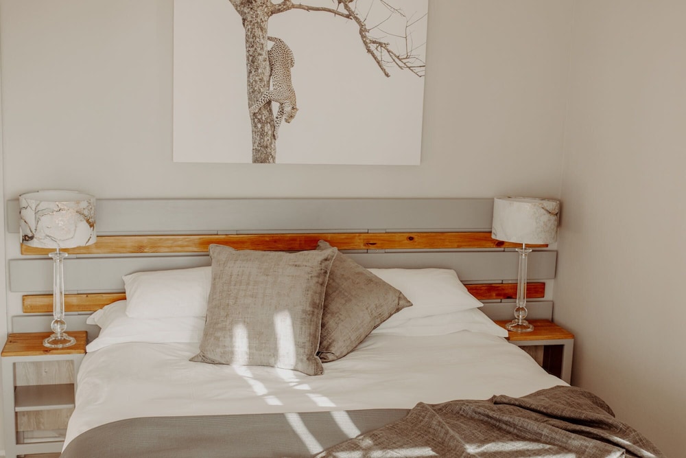 Aqua Marina Guest House 11/49