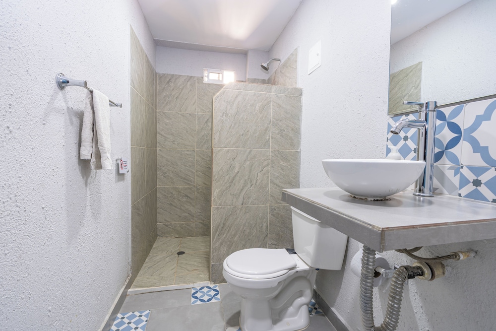 Hotel ADAZ Mediterraneo 57/57