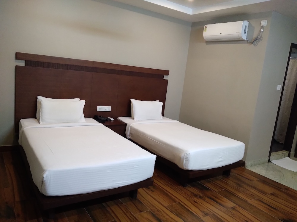 Hotel MD's Continental 12/42