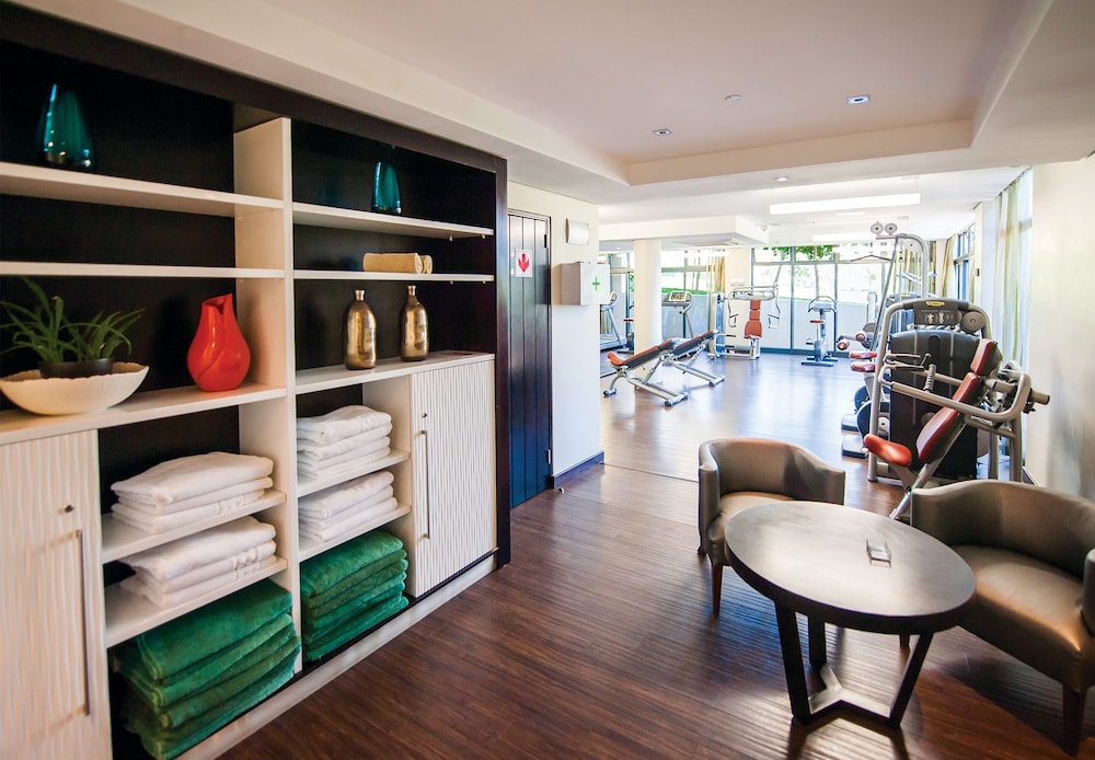 The Fairway Hotel Golf Resort 50/71