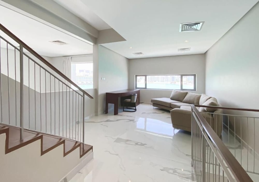 The Sealoft Boutique Chalets 13/19