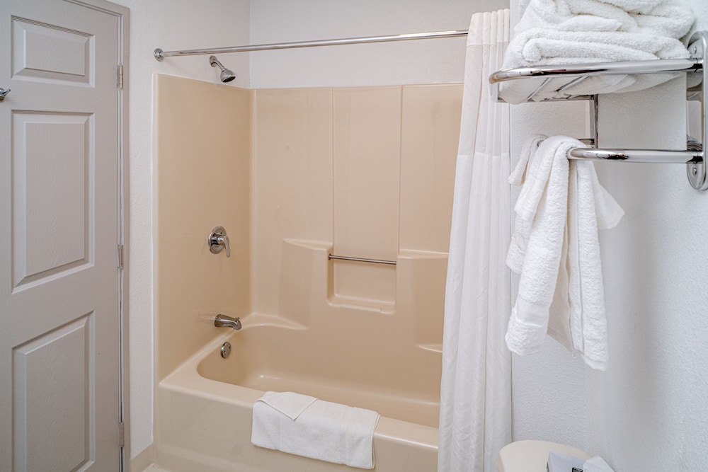 Country Inn and Suites By Radisson Beckley WV 18/65