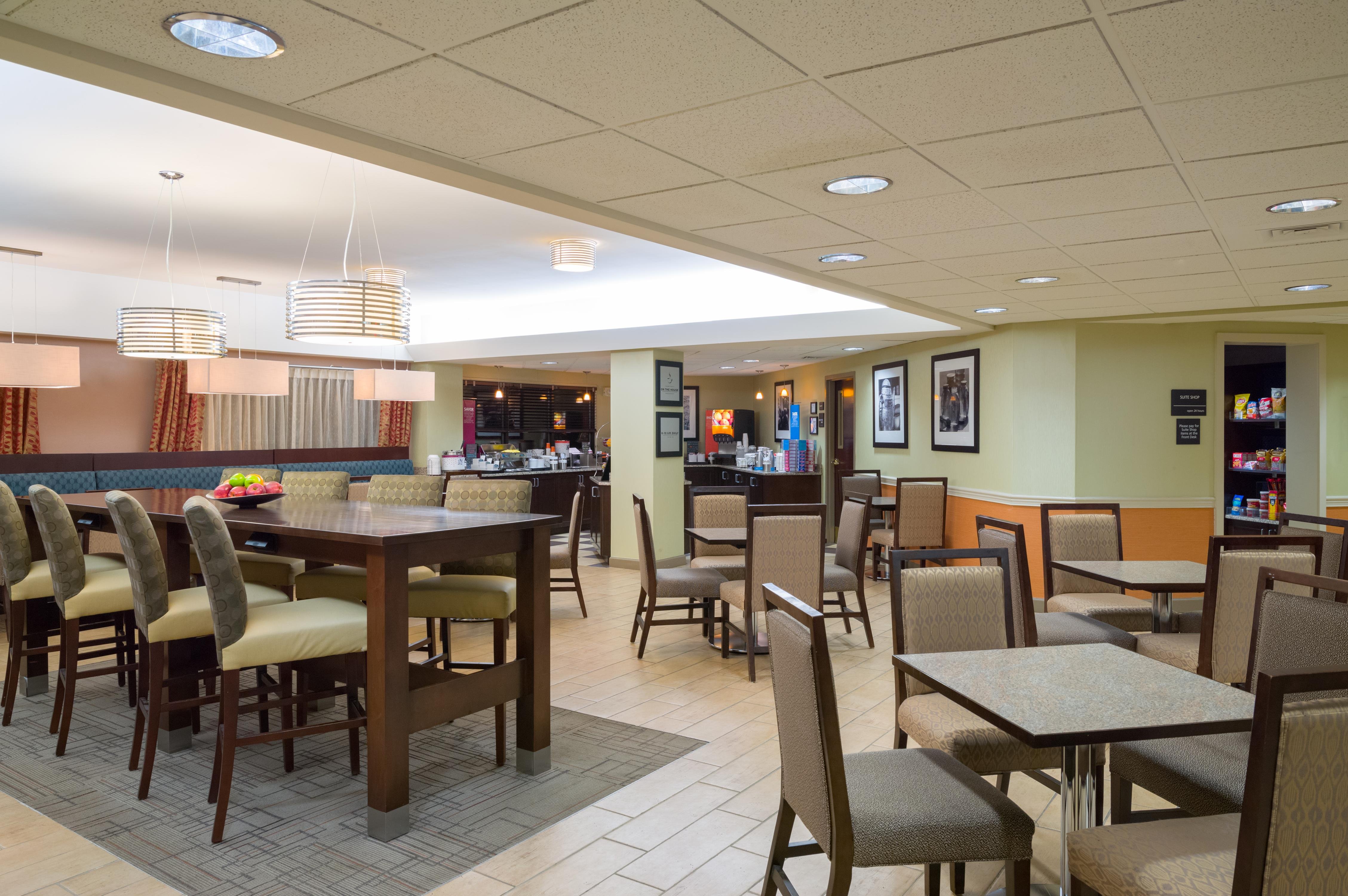 Larkspur Landing Hotel Carlisle 23/28
