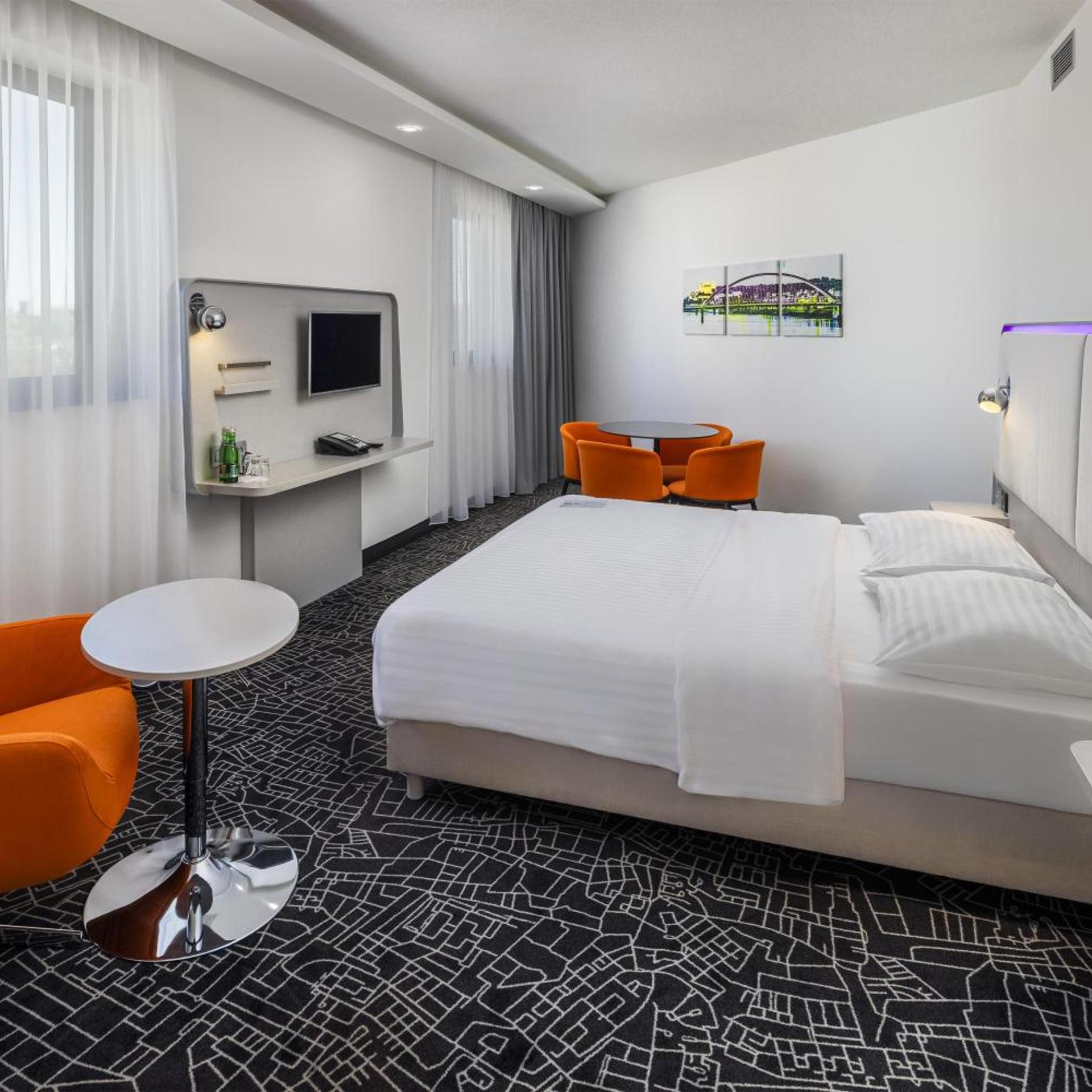 جناح جونيور، Park Inn by Radisson Danube Bratislava 9/10