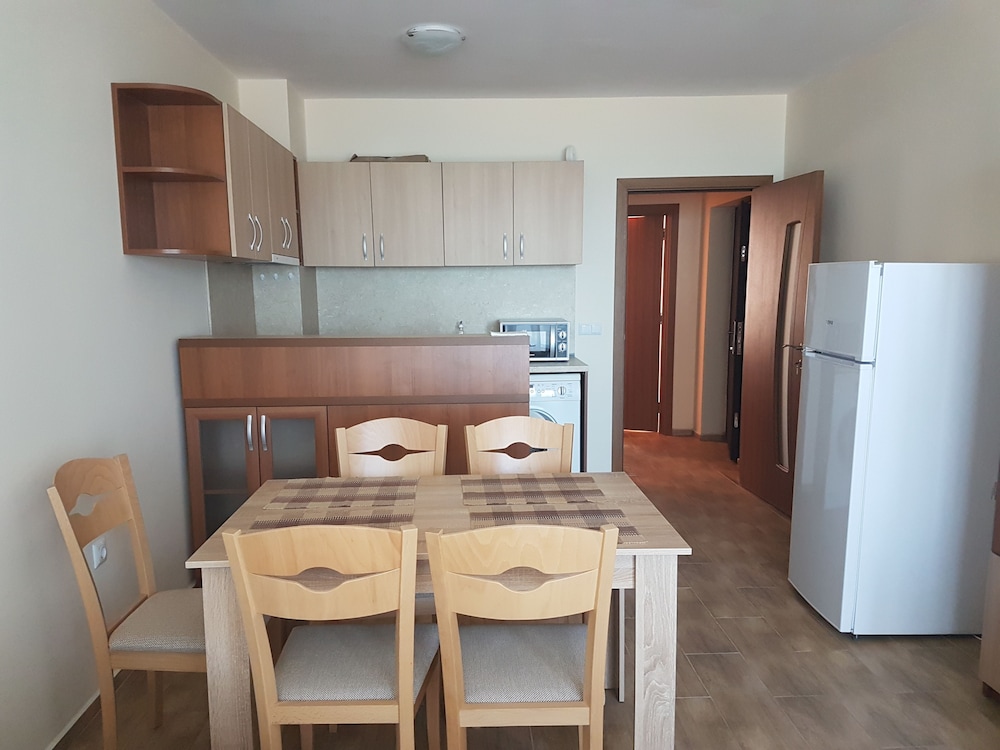 Apart Hotel Iglika 53/73