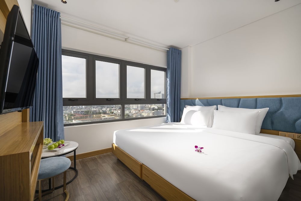 SUPERIOR, DOUBLE BED