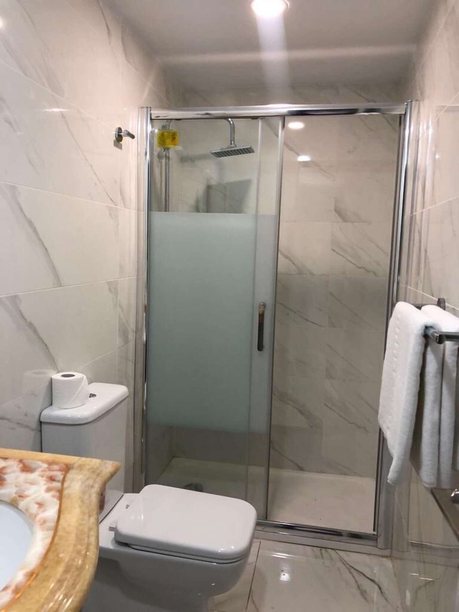 1 BEDROOM, STUDIO, TERRACE