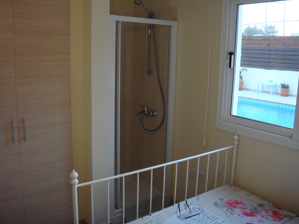 Athena Villa photo5