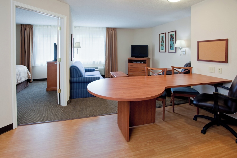 Candlewood Suites Colonial Heights Fort Lee 26/43