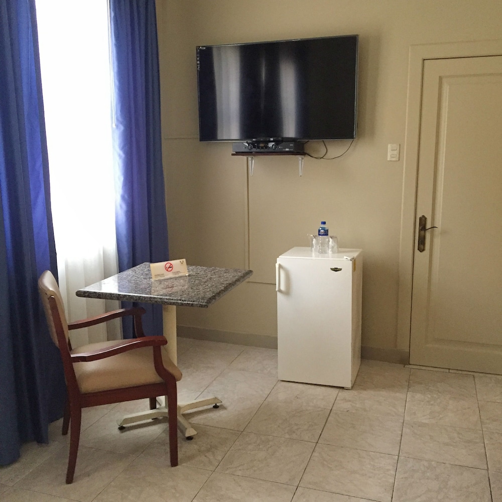 Las Penas Hotel 53/60