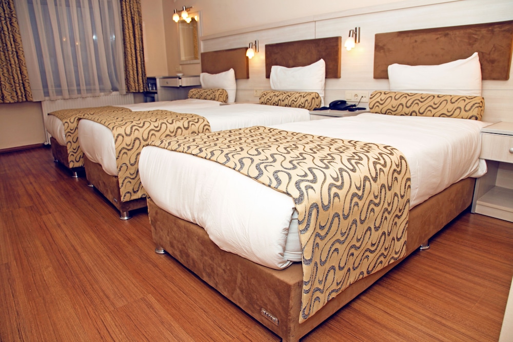 Grand Zeybek Hotel 16/50