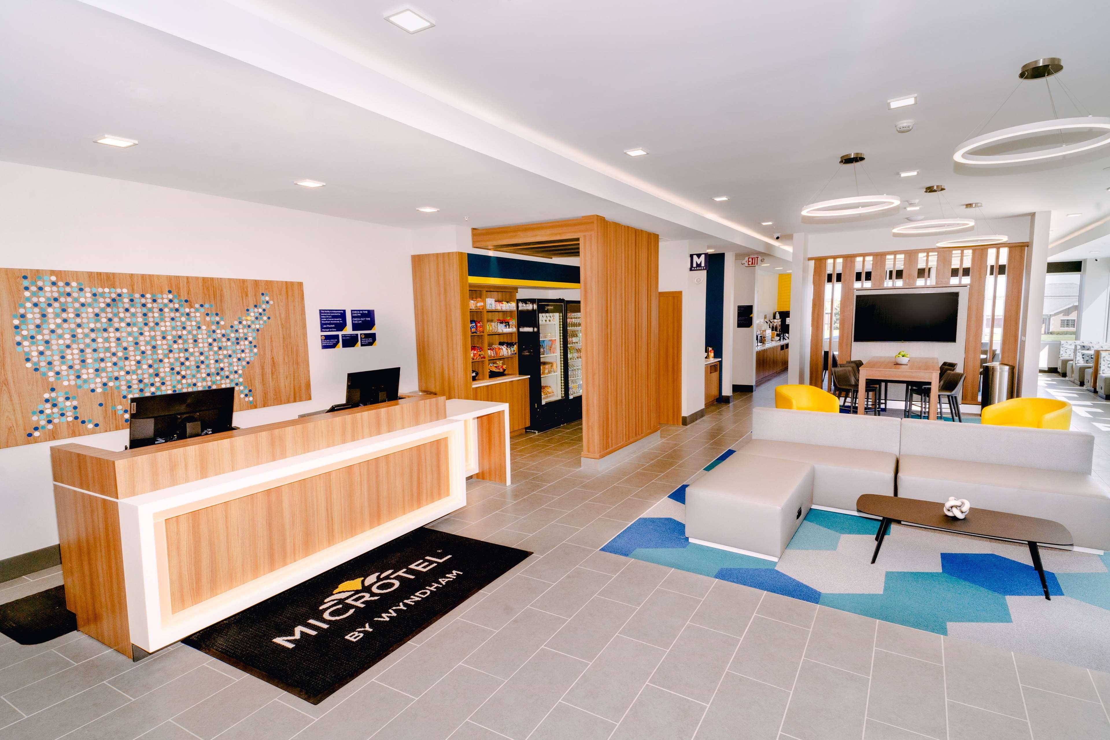 Microtel Inn & Suites by Wyndham Newark NY 5/27