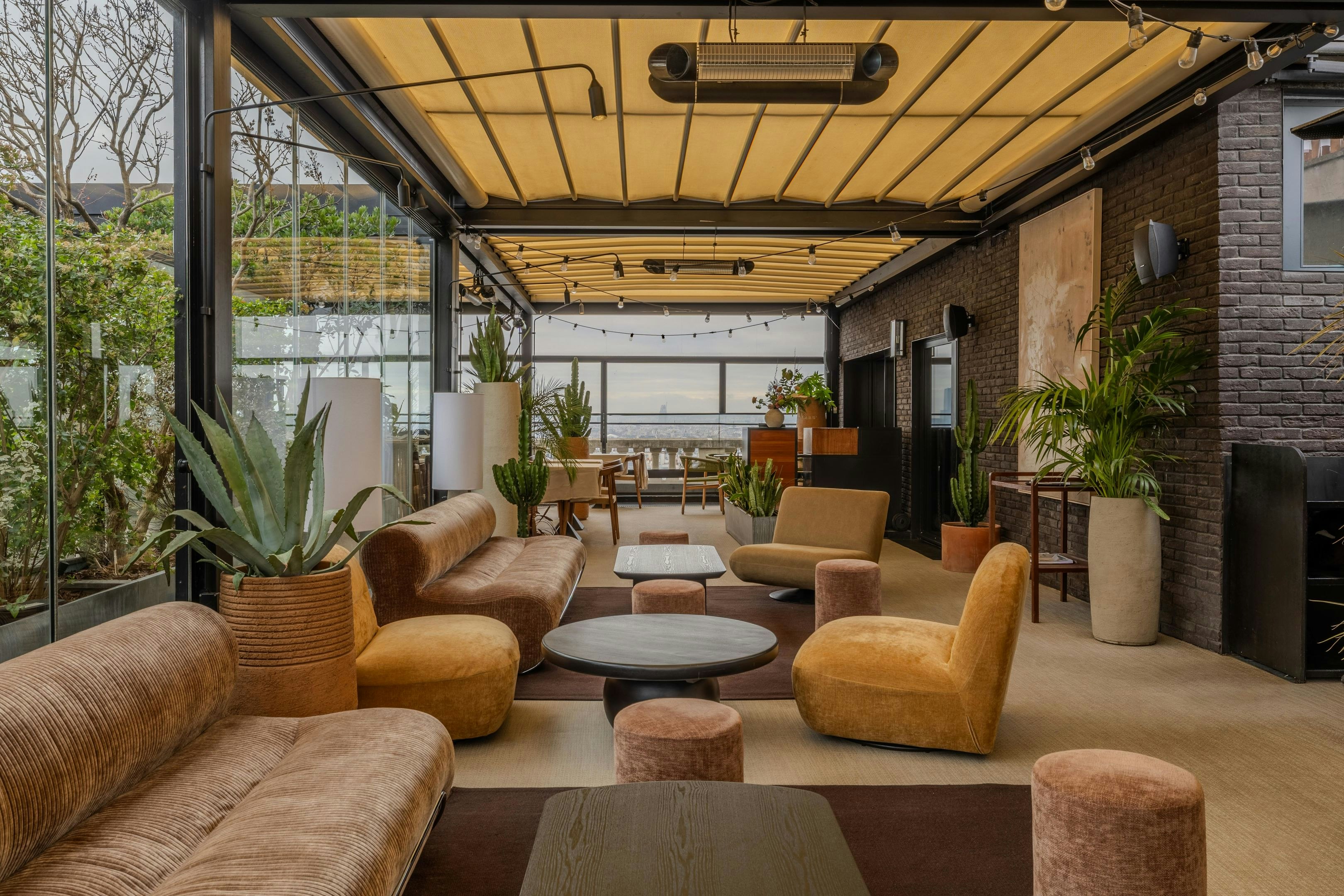 Terrass Hotel 46/75