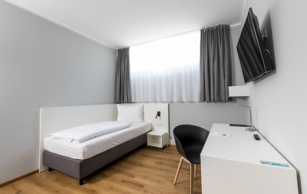 Mk Hotel Eschborn 16/50