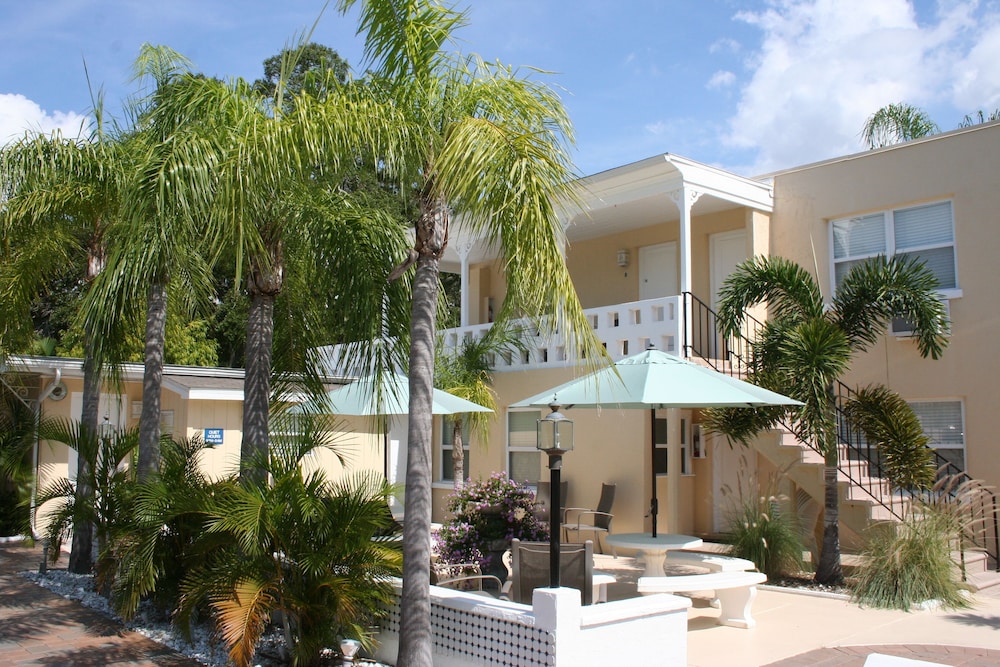 Venice Beach Villas 4/61