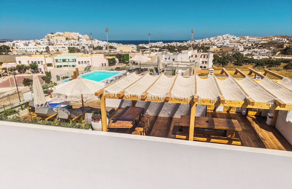 Alenor City Hotel 48/57