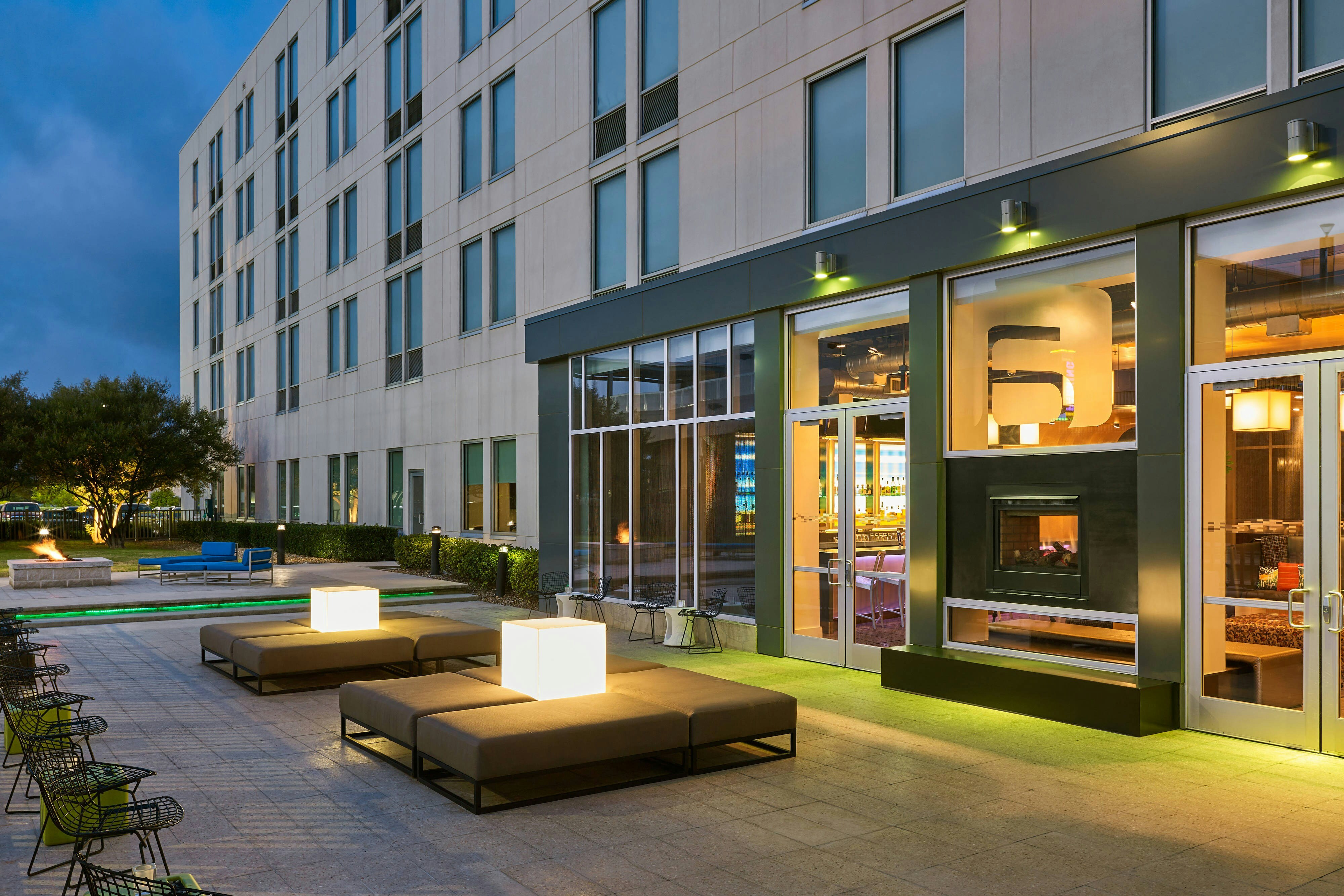 Aloft San Antonio Airport 23/23