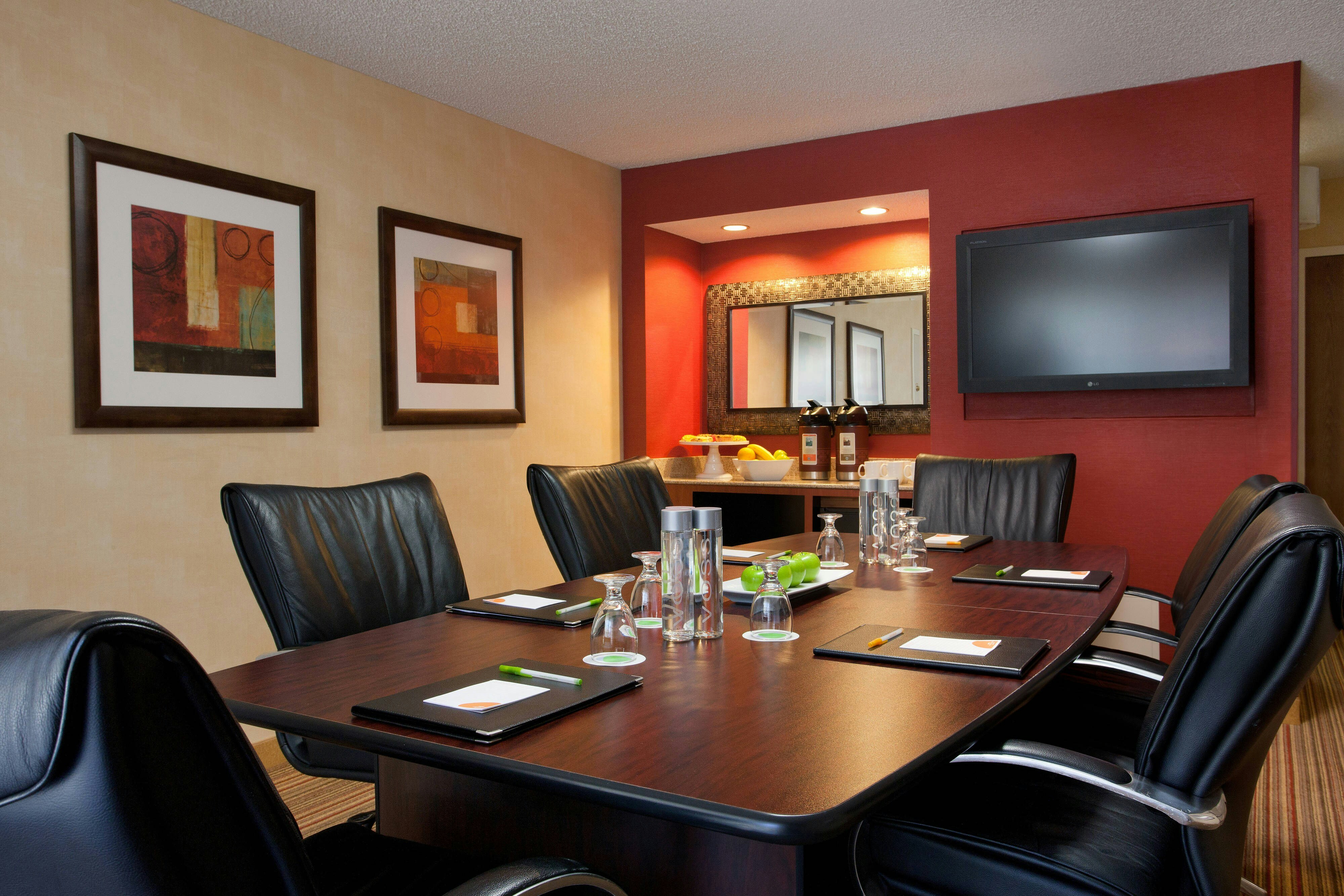 Courtyard by Marriott Sacramento Airport Natomas 3/6
