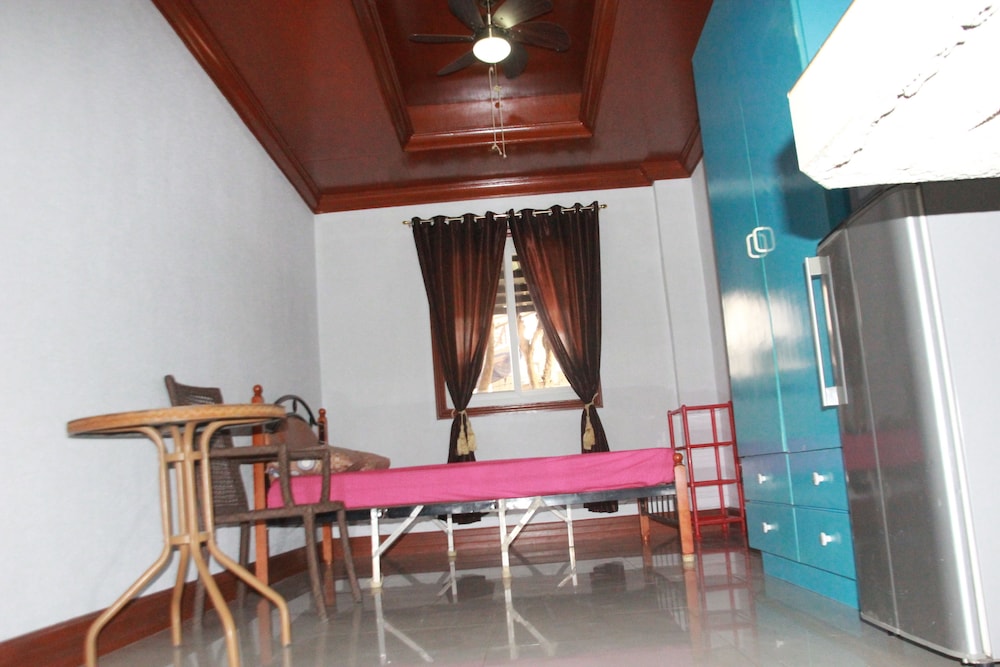 Cebu Guest Inn 10/50