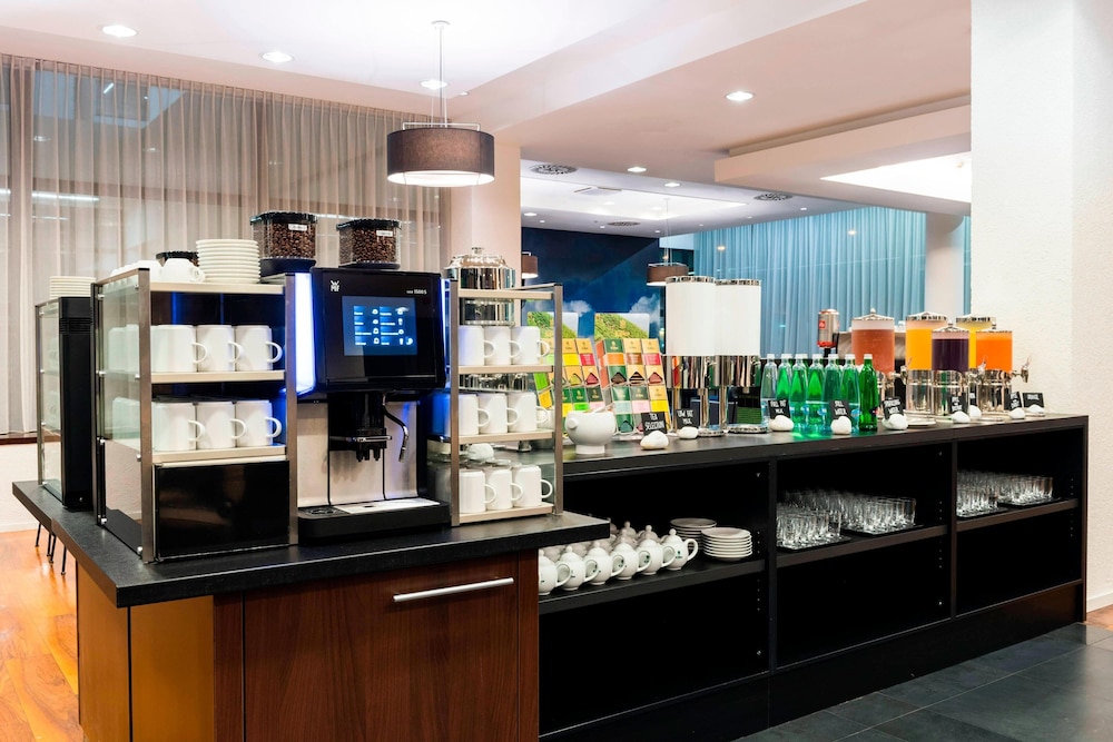 Courtyard By Marriott Prague Airport 47/59