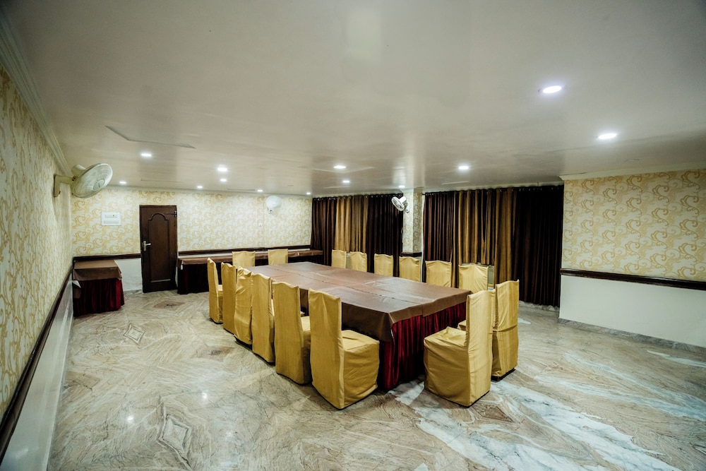HOTEL GRAND ARJUN 6/50