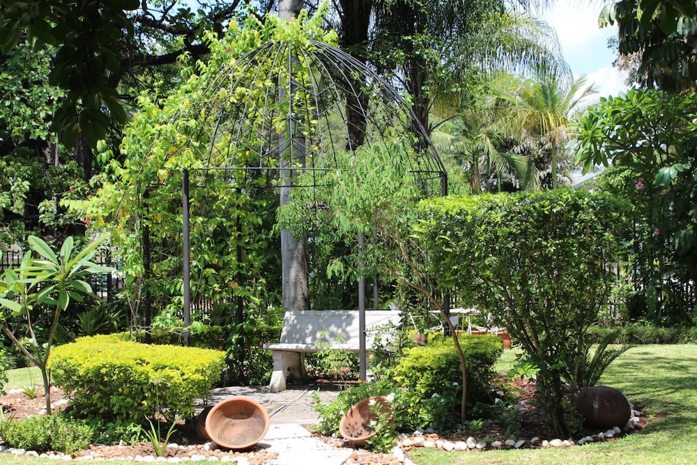 Lalamo Guest House 23/27