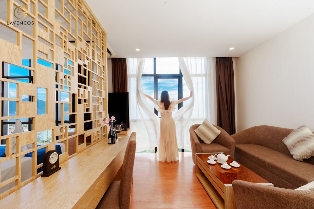 Lavencos Hotel Da Nang 68/86