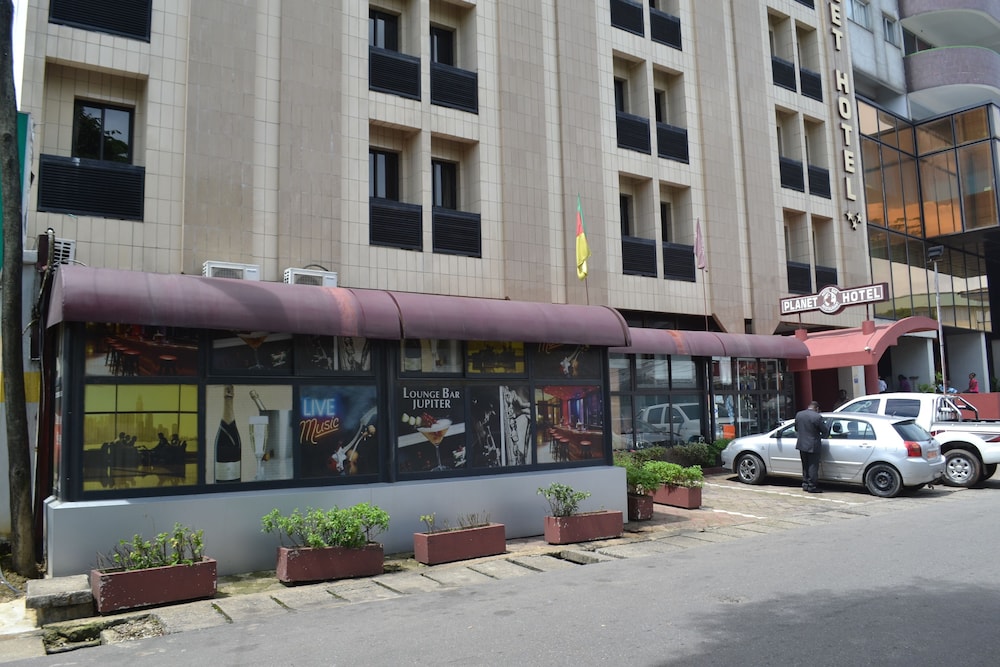 Planet Hotel 34/42