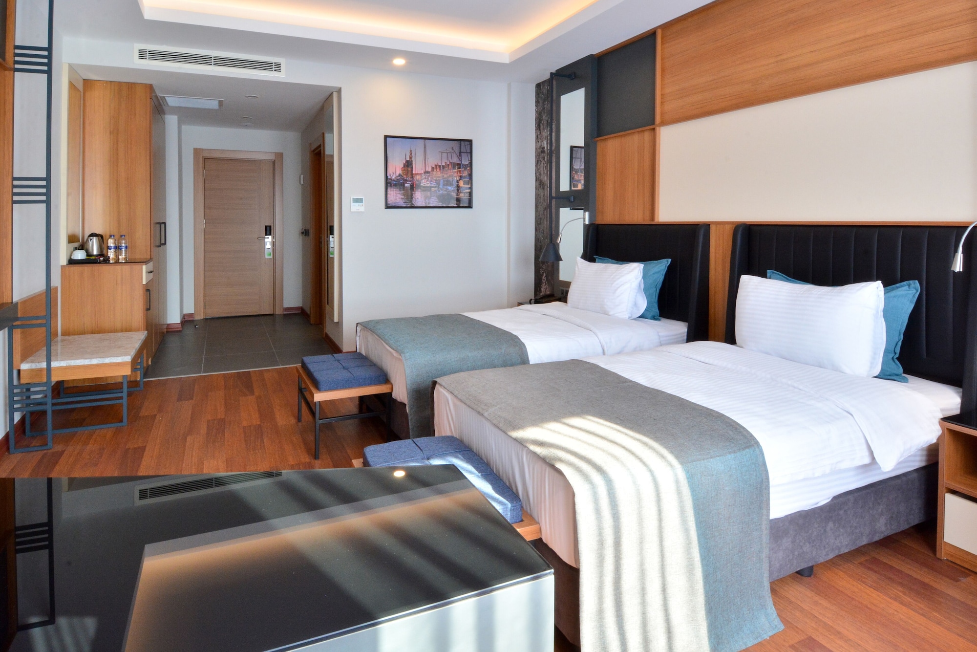 STANDARD, DOUBLE OR TWIN BED