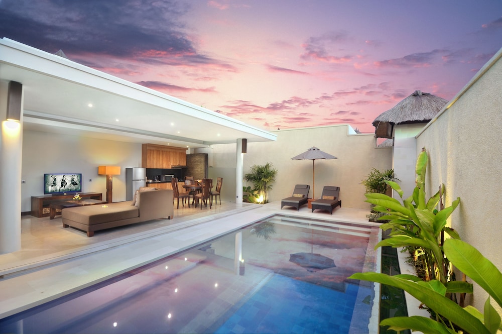 Mahagiri Villa And Spa Dreamland 13/71