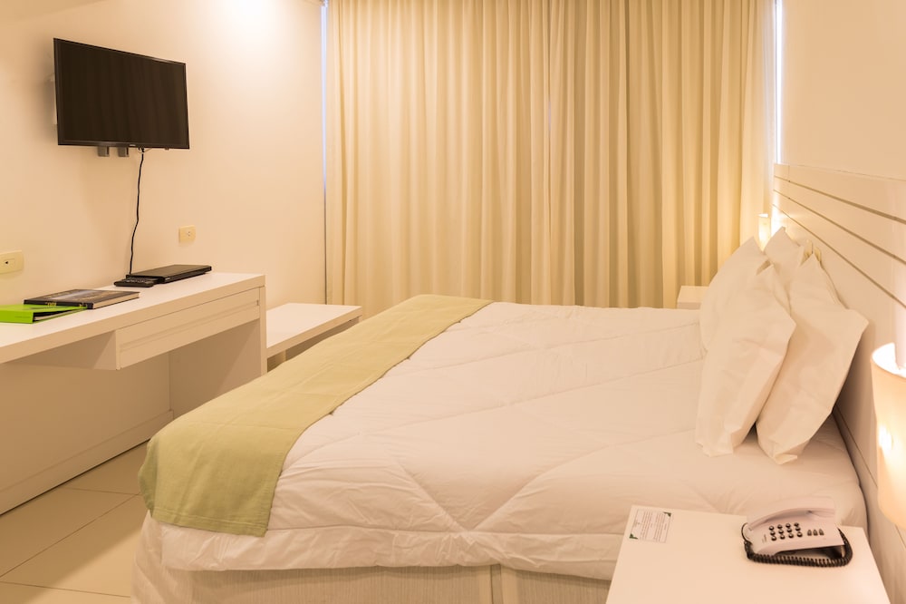 Hotel Bandeirantes 16/69