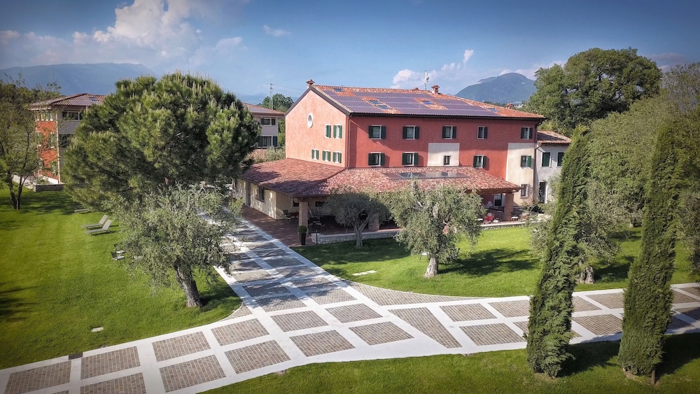 Borgo Romantico Relais 35/37