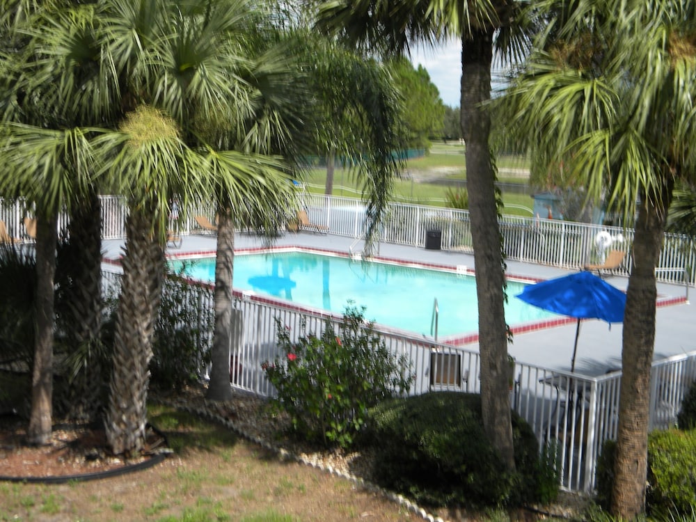 Econo Lodge Daytona Beach - Speedway 6/48