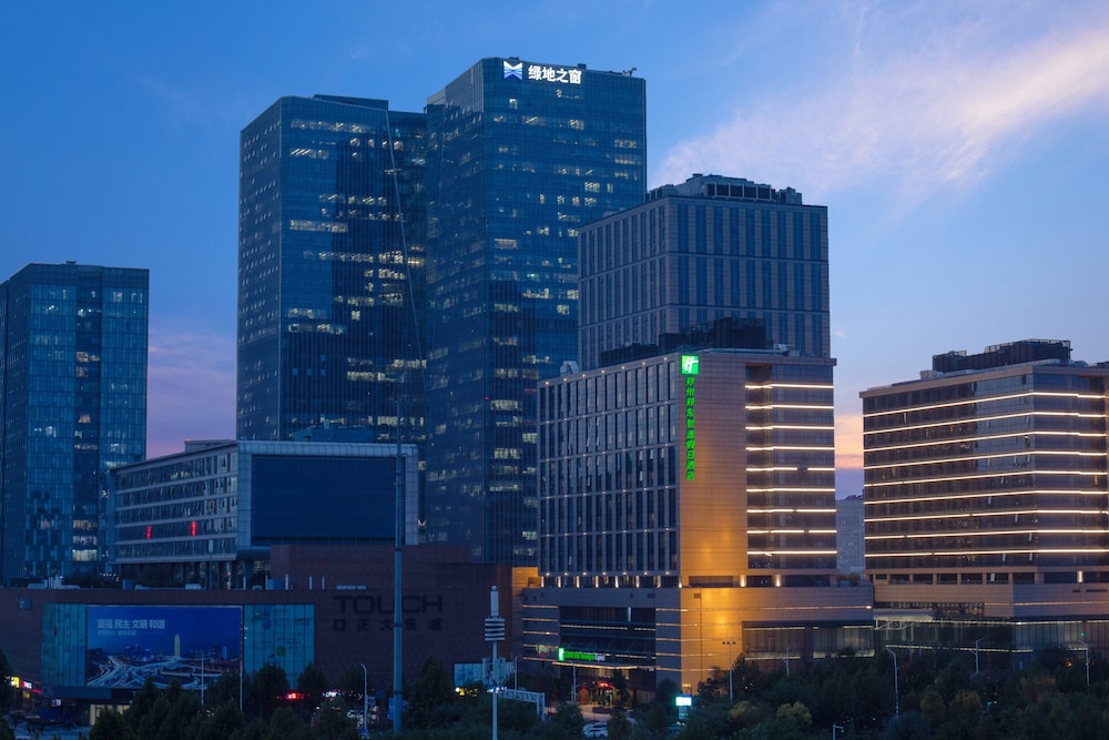 Holiday Inn Express Zhengzhou Zhengdong 29/73