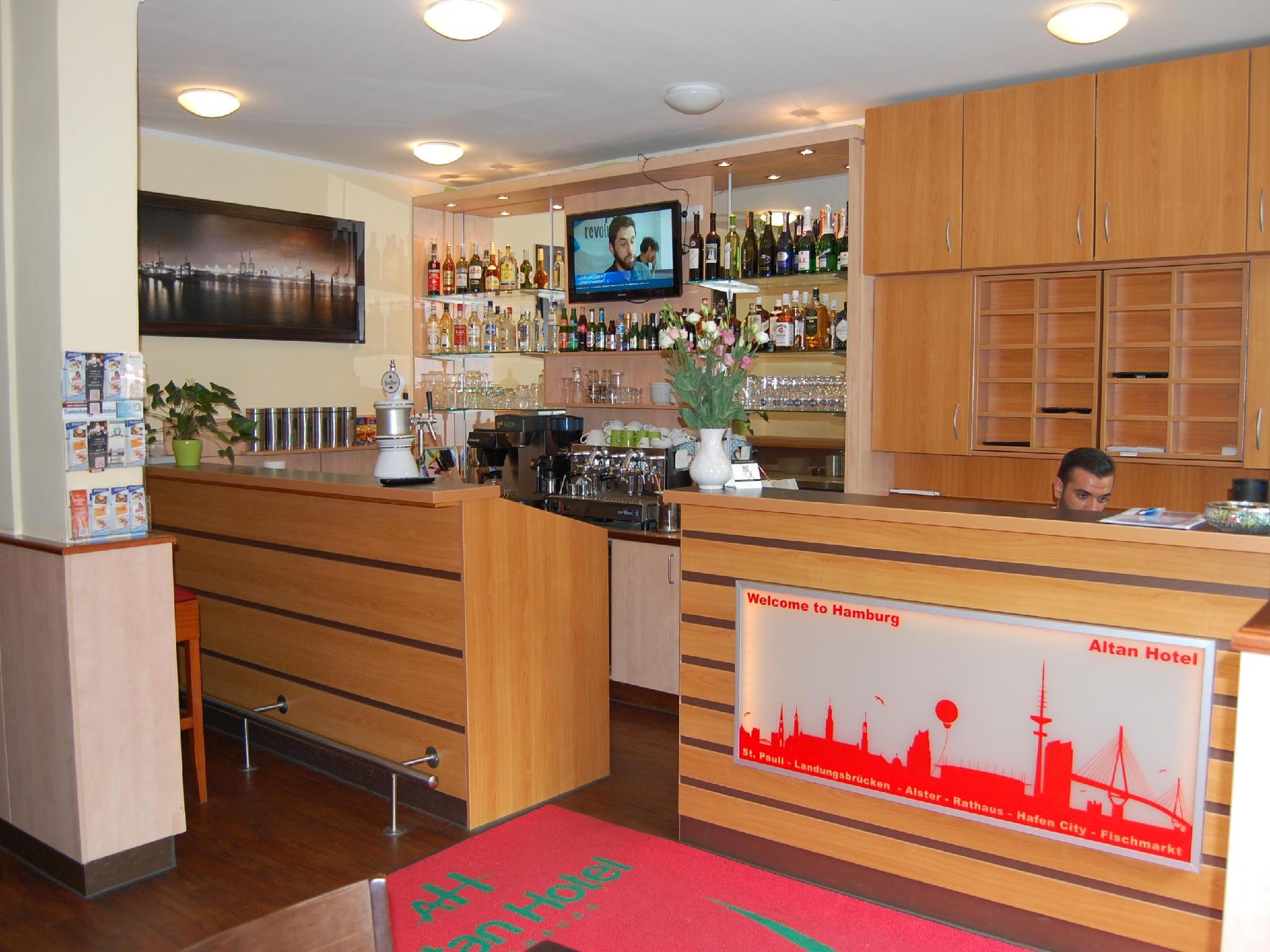 Altan Hotel 25/29