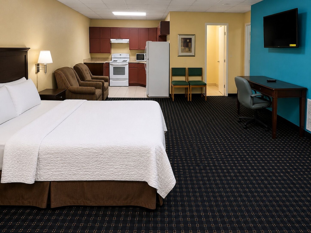 Extended Stay Snyder 13/51